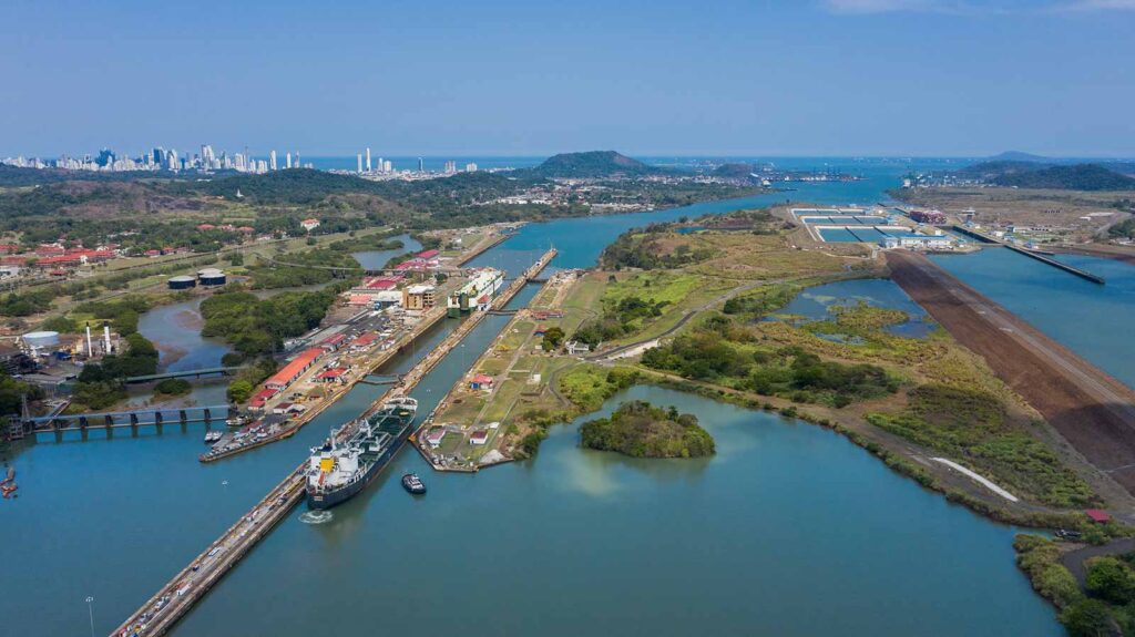 Canal de Panamá, foto aérea. - El Faro