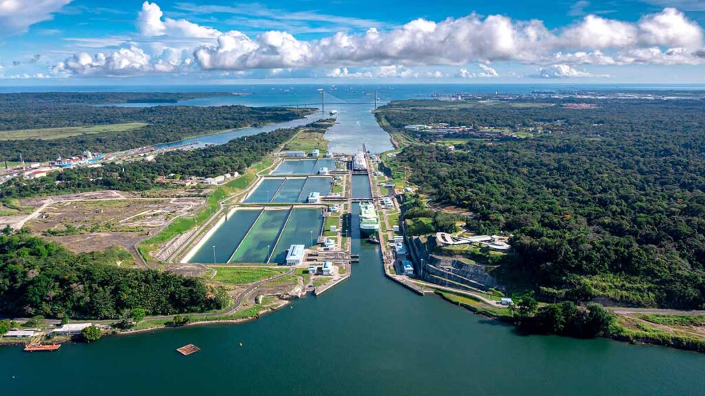 107 años de historia y un futuro de retos - Canal de Panamá - El Faro