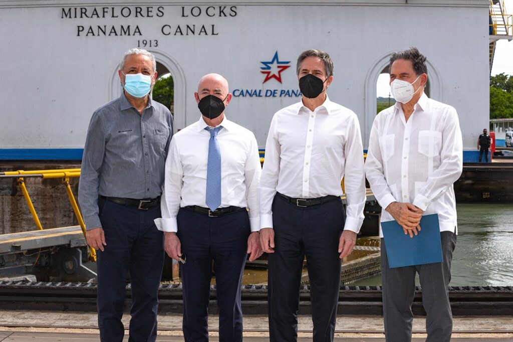 Secretario de Estado de Estados Unidos, Antony Blinken, así como del Secretario de Seguridad Nacional, Alejandro Mayorkas en el Canal de Panamá