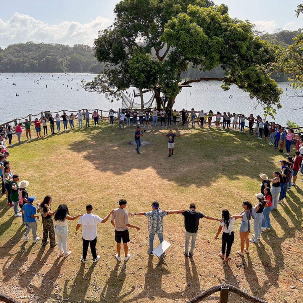 Campamento juvenil por el ambiente - Revista El Faro - Canal de Panamá