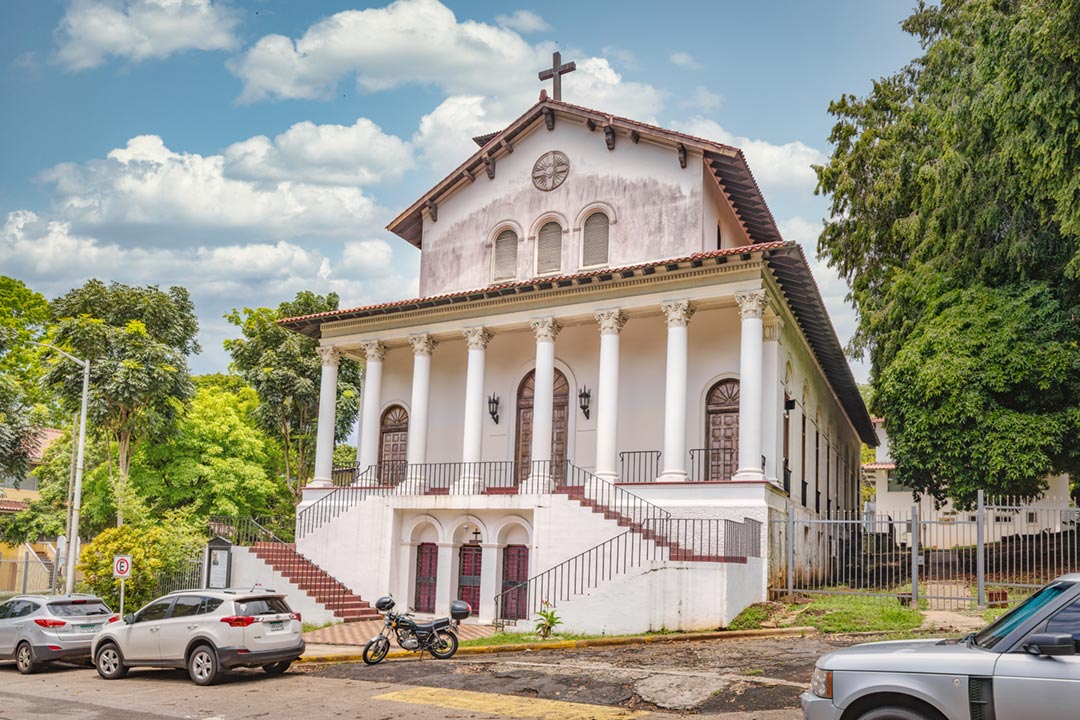 Catedral de San Lucas - revista El Faro - Canal de Panamá